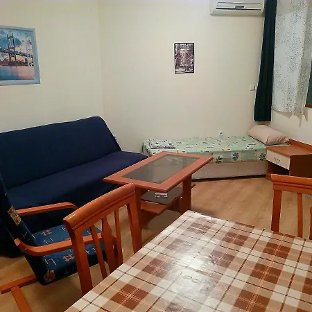 Cosy Center * ساني بيتش